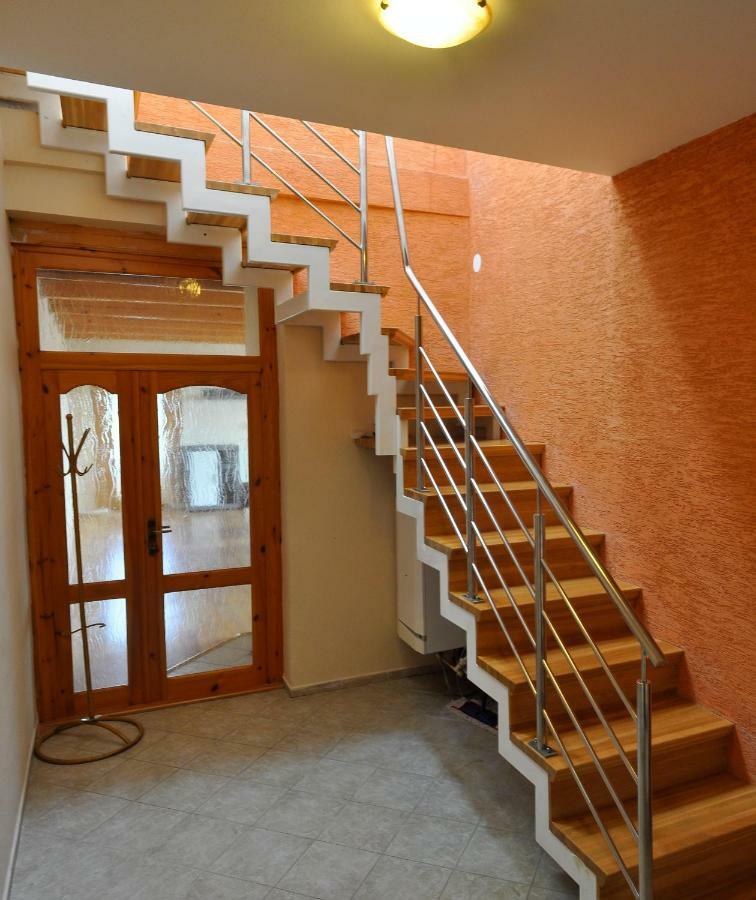 Apartman Bela Spisska Bela Eksteriør bilde